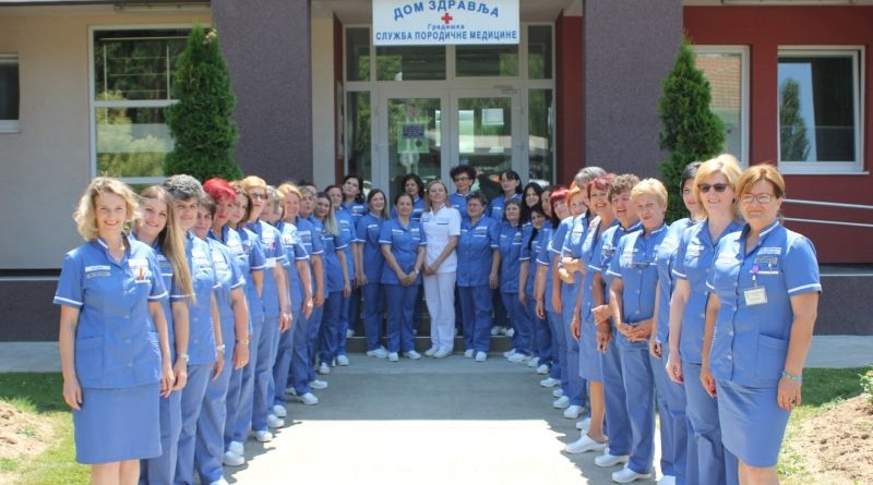 Нове медицинске униформе за све медицинске сестре-техничаре у Служби породичне медицине
